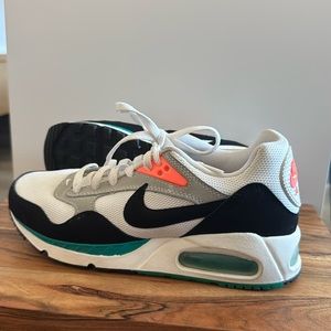Nike Air Max Size 7